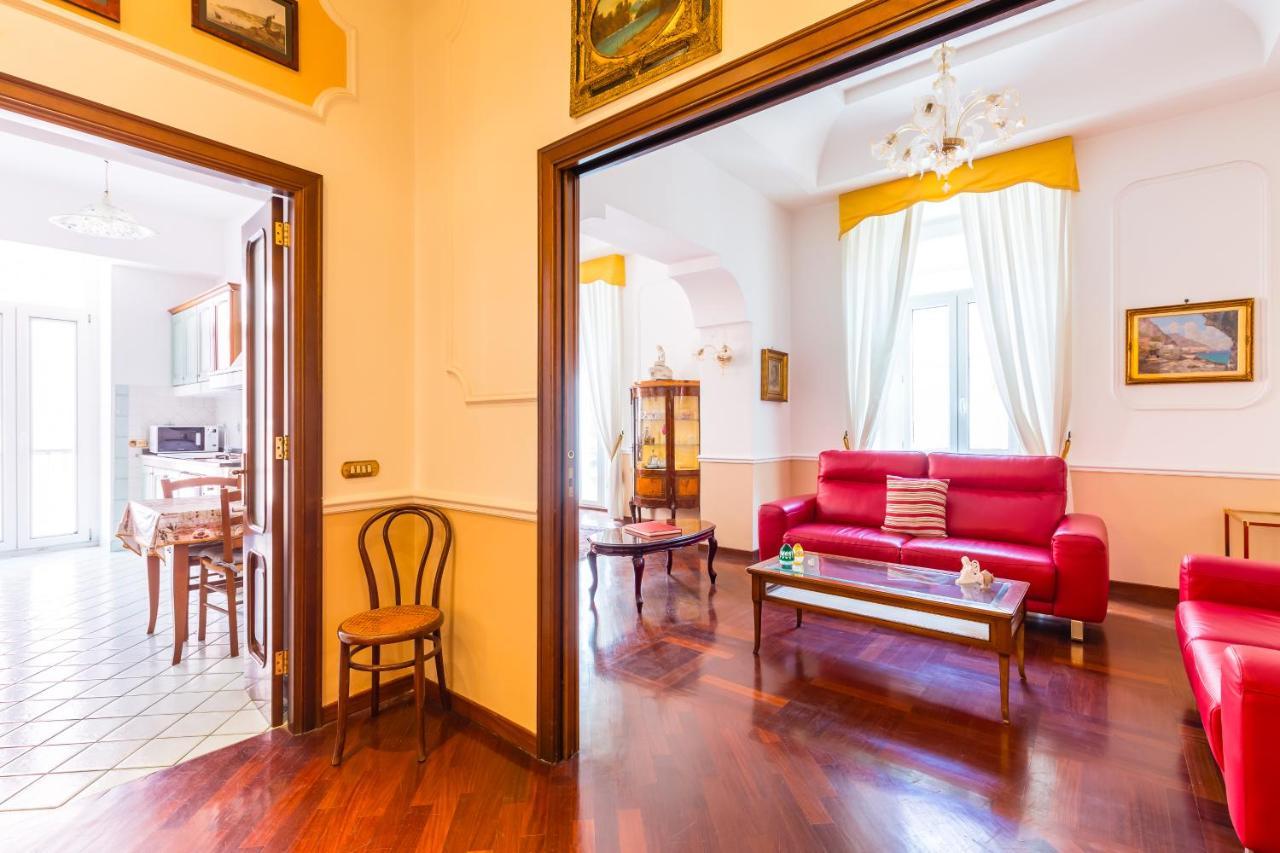 Grand Classic Apartment At San Martino By Napoliapartments Экстерьер фото