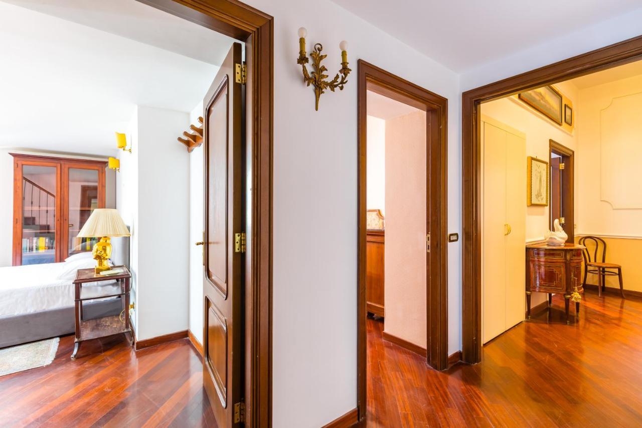 Grand Classic Apartment At San Martino By Napoliapartments Экстерьер фото