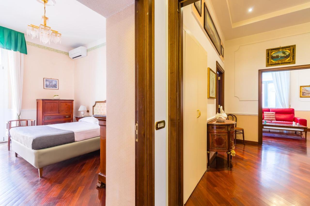 Grand Classic Apartment At San Martino By Napoliapartments Экстерьер фото