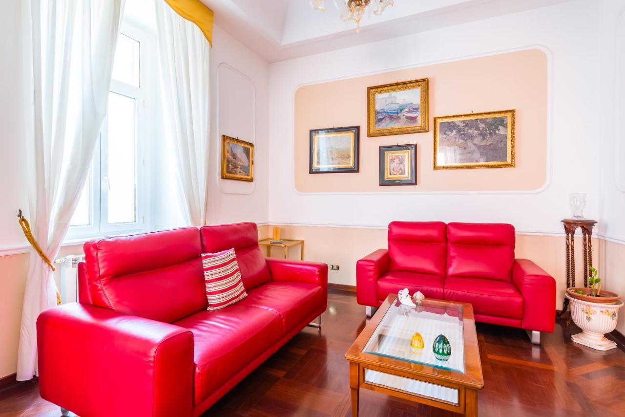 Grand Classic Apartment At San Martino By Napoliapartments Экстерьер фото